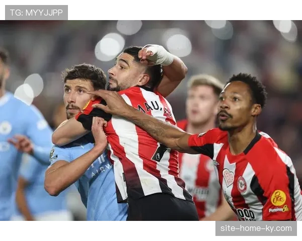 英超球队采用六人靠近球门站位 中场空档应对人盯人逼抢